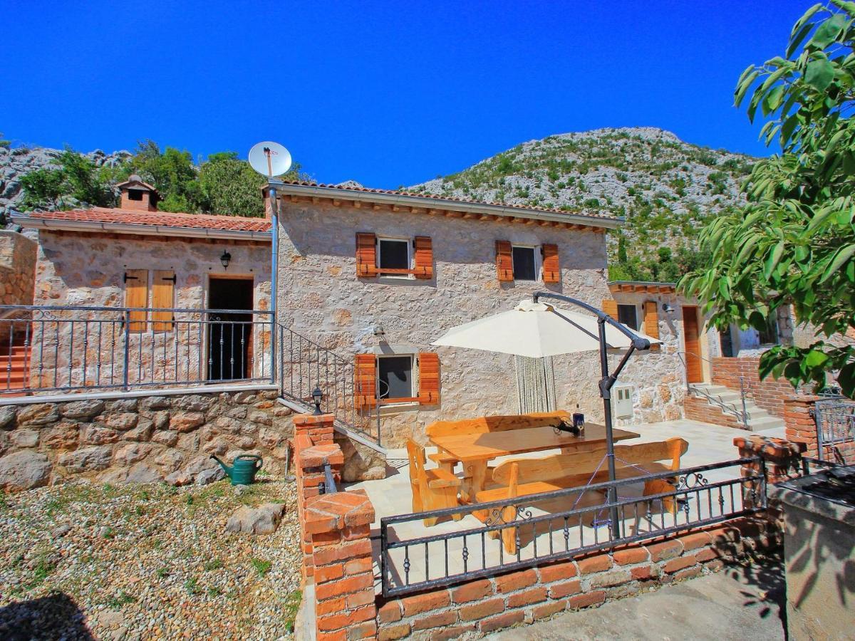 Lovely Holiday Home In Starigrad Luaran gambar