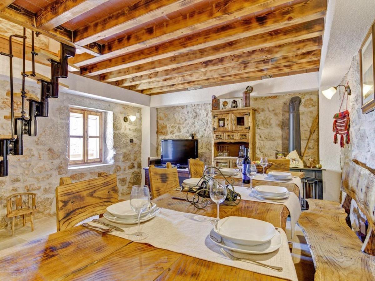 Lovely Holiday Home In Starigrad Luaran gambar