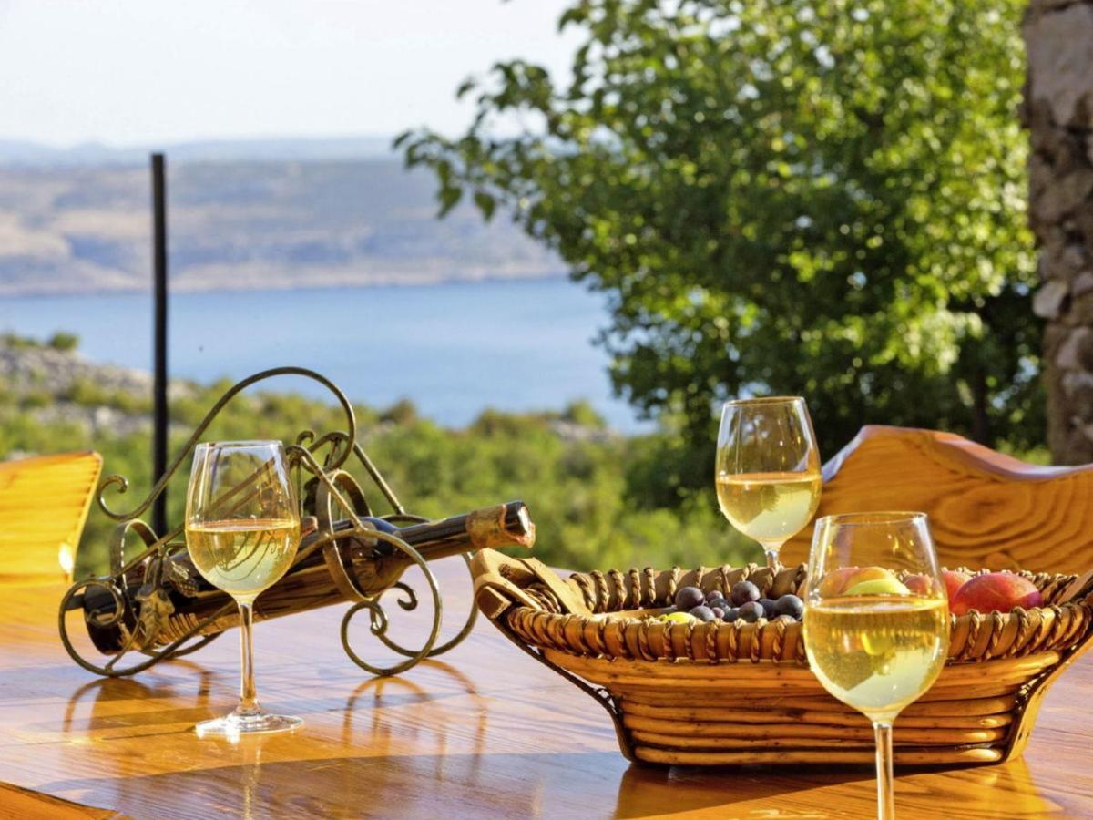 Lovely Holiday Home In Starigrad Luaran gambar